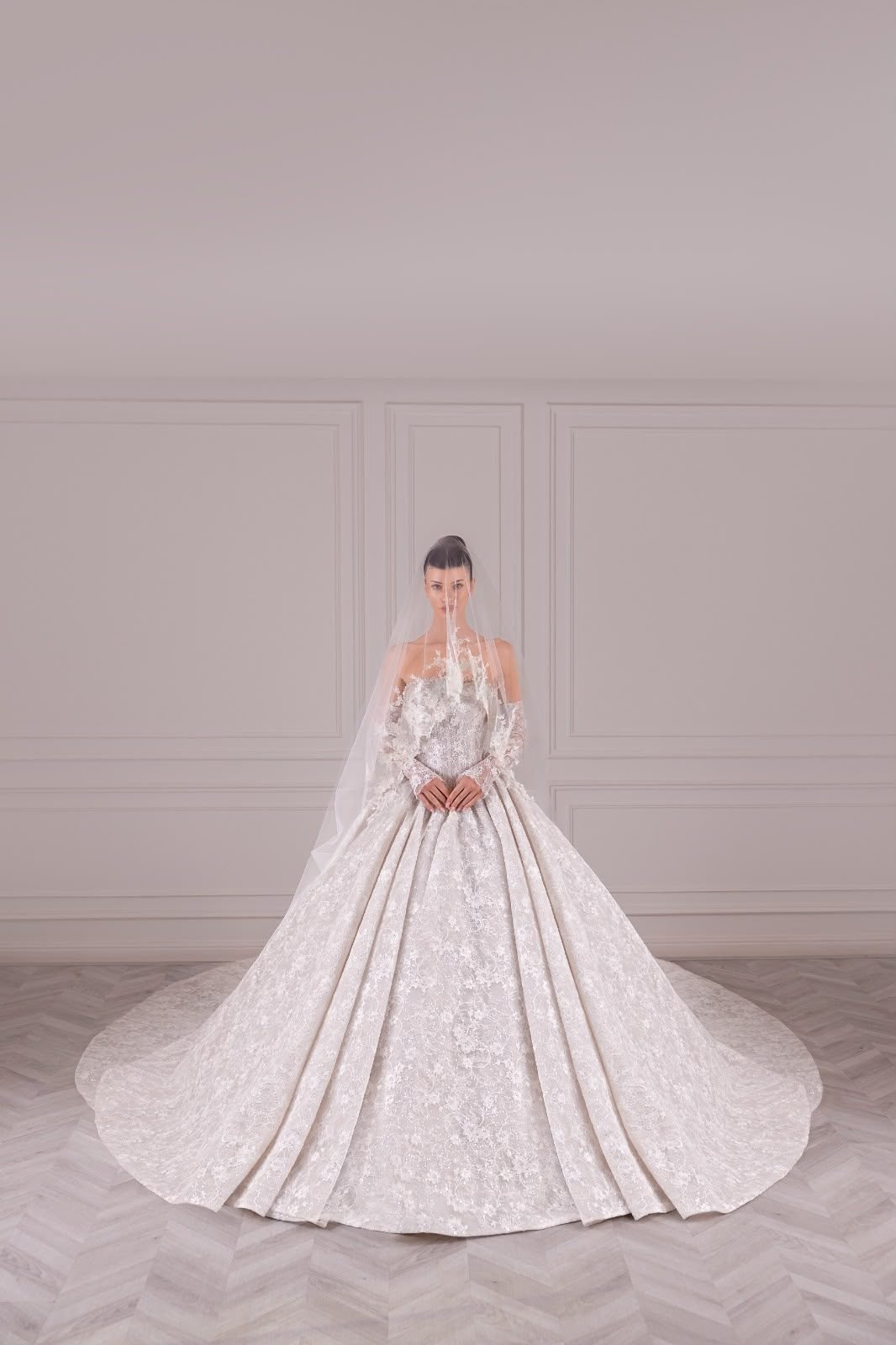 Bridal Look 07 — view 1