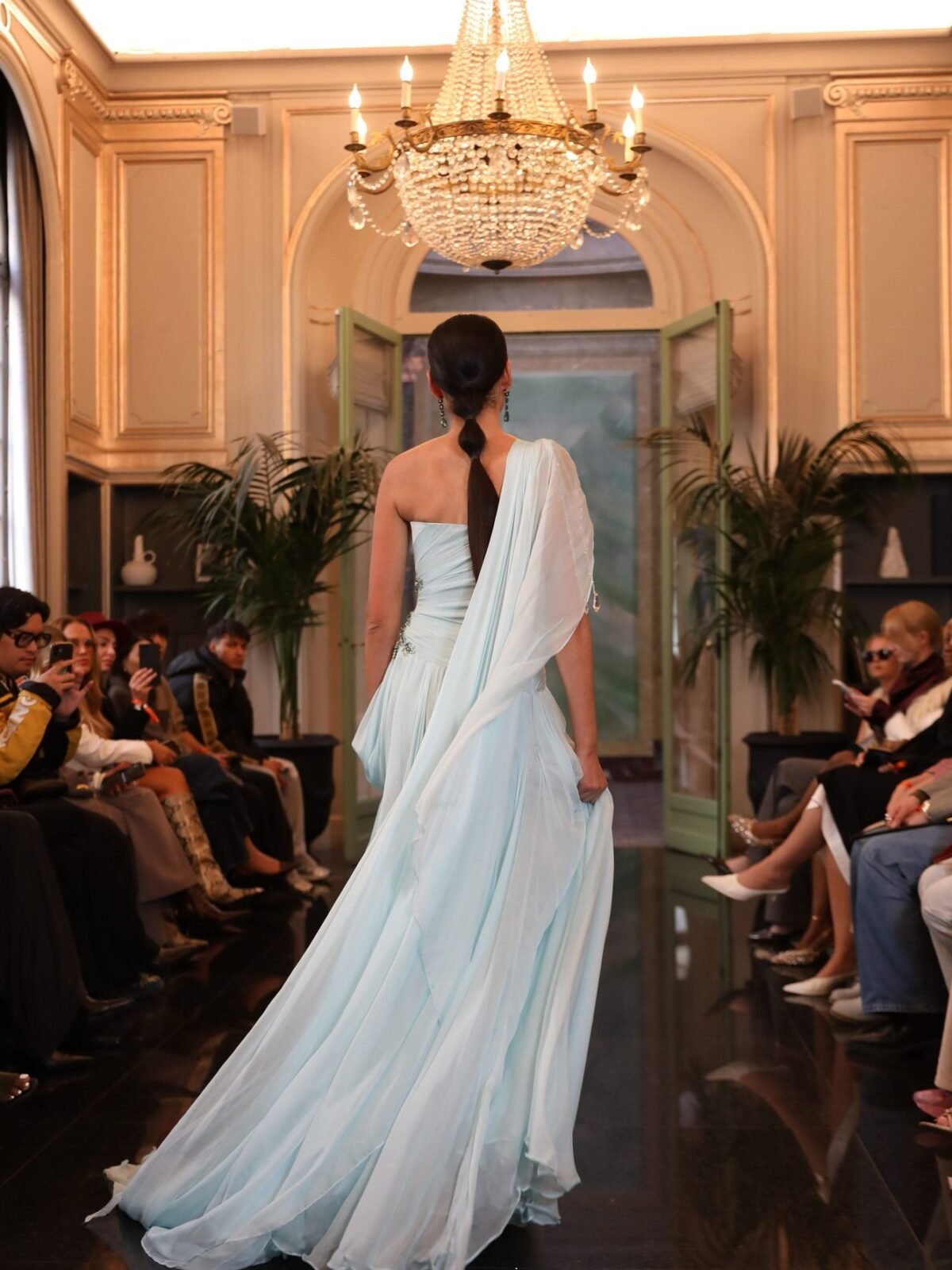 Look 07 — view 3