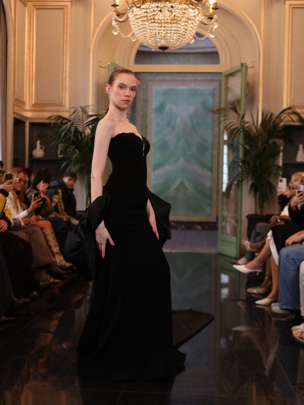 Look 10 — view 3