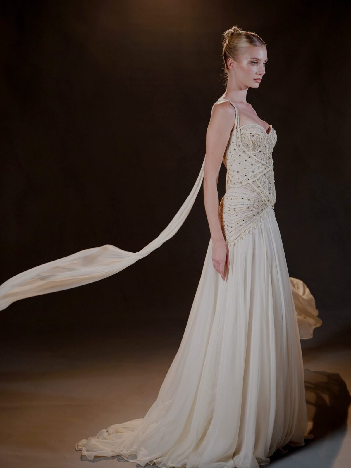 Look 10 — view 10