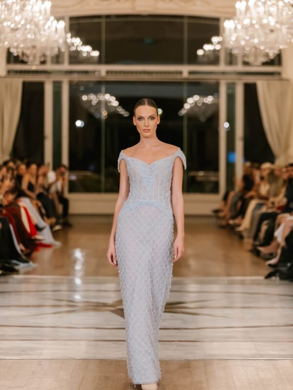 Look 11