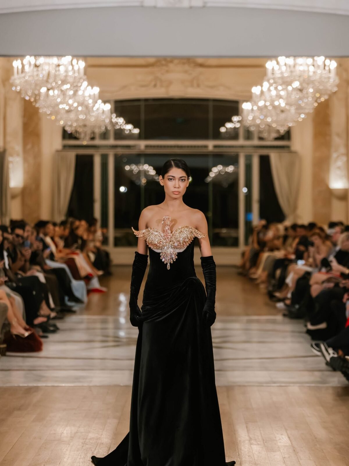 Look 19 — view 3